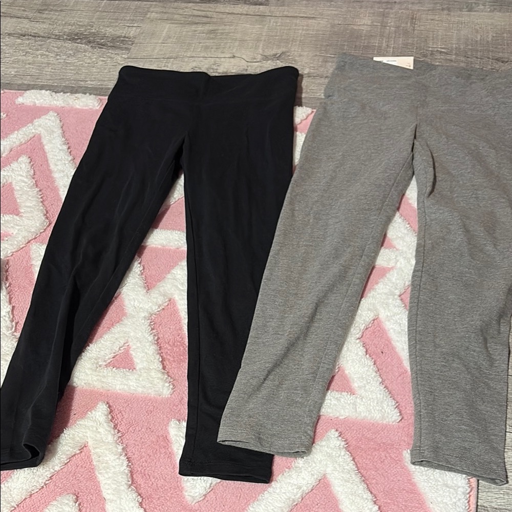 SO Black and Gray Leggings Stretchy Athletic Bottoms